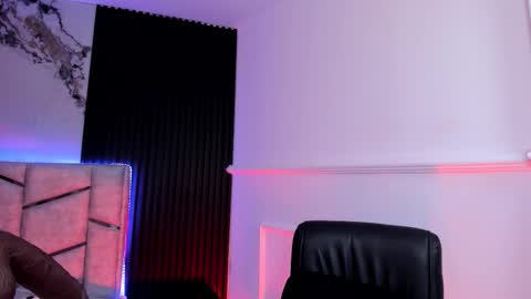 Dani Phonenix online show from October 24, 7:32 pm