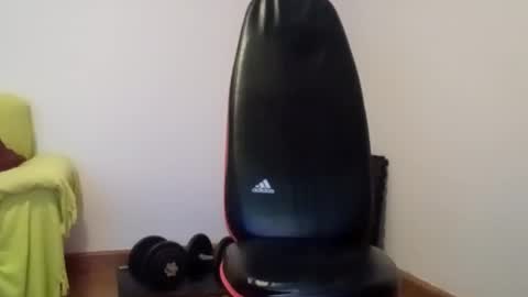 Snapshot of daniroca8 chatting on November 5, 2:44 am daniroca8 online show from November 5, 2:44 am