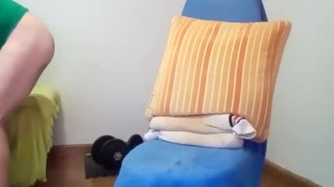 Snapshot of daniroca8 chatting on December 5, 3:30 pm daniroca8 online show from December 5, 3:30 pm