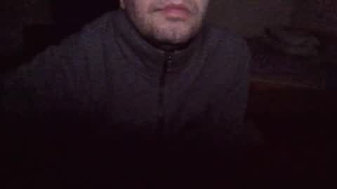 Snapshot of daniseler chatting on December 15, 12:15 am daniseler online show from December 15, 12:15 am