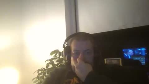 danishman1980 online show from November 2, 9:17 pm