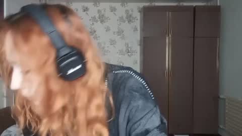 Kiki online show from June 27, 1:17 pm
