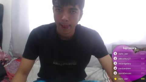 Snapshot of danivoyeur21 chatting on June 29, 3:23 pm daniel segura online show from June 29, 3:23 pm