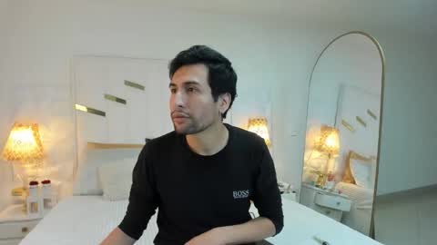 Vanilla Red online show from October 1, 6:03 pm