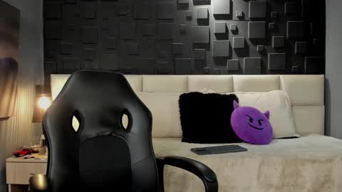 Dann saenz online show from February 6, 3:06 am