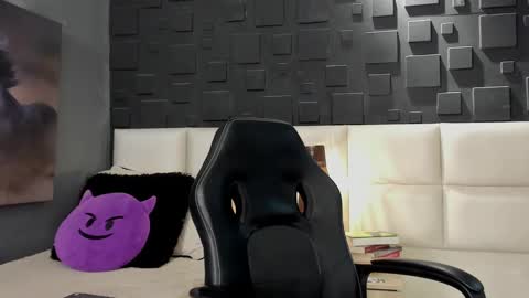 Dann saenz online show from February 12, 9:22 pm