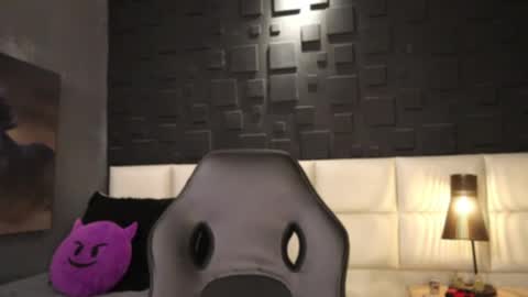 Dann saenz online show from February 18, 2:27 pm