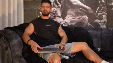 Dann saenz online show from November 26, 8:43 pm