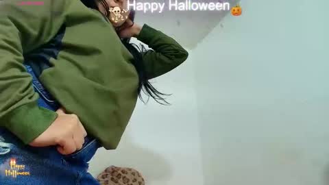 danna online show from October 30, 2:40 pm