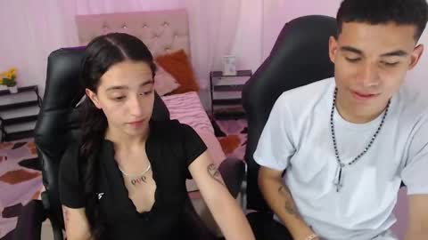 Snapshot of danna_and_joshua chatting on April 24, 1:46 pm Danna-Josh online show from April 24, 1:46 pm