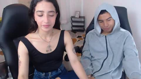 Snapshot of danna_and_joshua chatting on April 27, 2:15 pm Danna-Josh online show from April 27, 2:15 pm