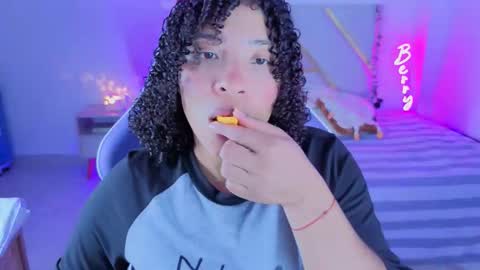 Snapshot of danna_berry chatting on February 25, 4:38 pm DannaBerry online show from February 25, 4:38 pm