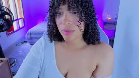 Snapshot of danna_berry chatting on March 26, 3:17 pm DannaBerry online show from March 26, 3:17 pm