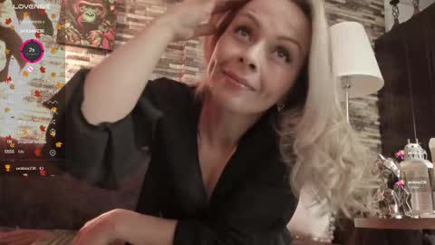 Snapshot of danna_johnson2 chatting on February 26, 9:58 pm natalia online show from February 26, 9:58 pm