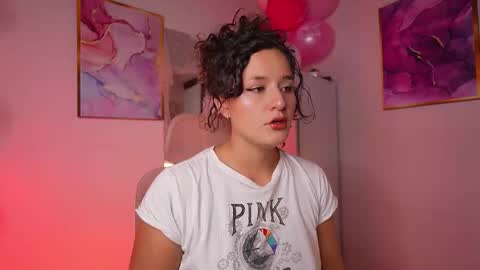 Danna Lovs online show from February 21, 9:21 am