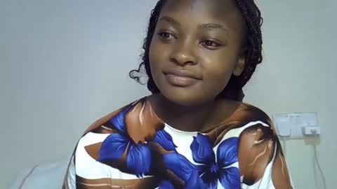 Snapshot of danna_miki chatting on December 14, 10:03 pm danna_miki online show from December 14, 10:03 pm