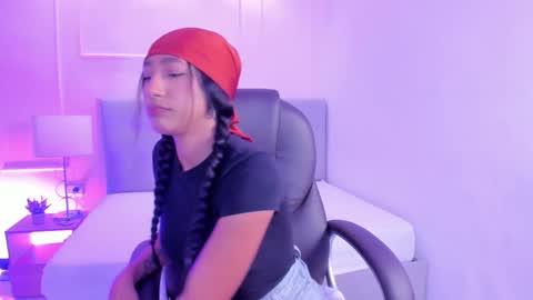 danna_palmeth online show from October 14, 8:09 pm