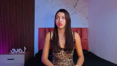 Snapshot of danna_peters chatting on October 20, 7:58 pm danna_peters online show from October 20, 7:58 pm