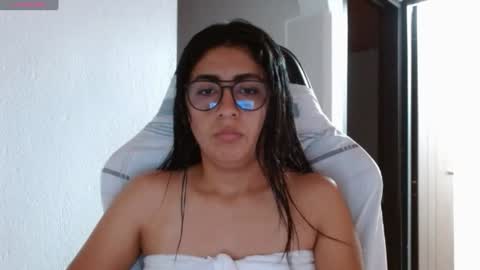 Snapshot of danna_peterson chatting on January 27, 8:07 pm Danna online show from January 27, 8:07 pm