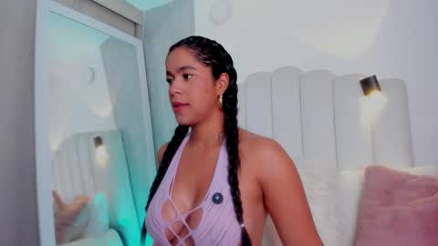 Snapshot of danna_ross101 chatting on October 13, 11:54 am danna ross101 online show from October 13, 11:54 am