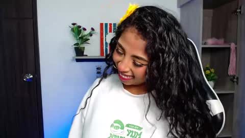 Snapshot of danna_schmidt23 chatting on October 21, 2:01 am Danna online show from October 21, 2:01 am