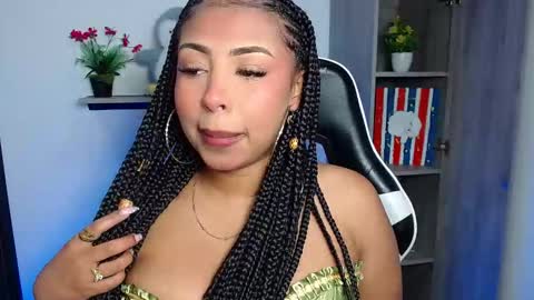 Snapshot of danna_schmidt23 chatting on March 21, 10:20 am Danna online show from March 21, 10:20 am