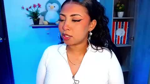 Danna online show from August 6, 9:22 am