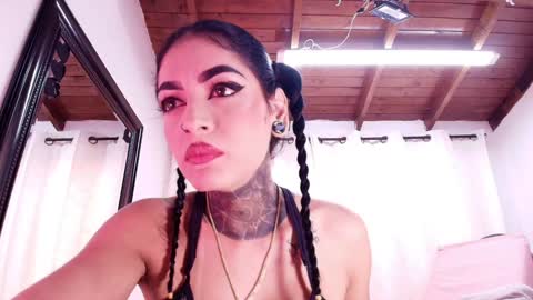 Danna Berlin  online show from January 8, 7:13 pm