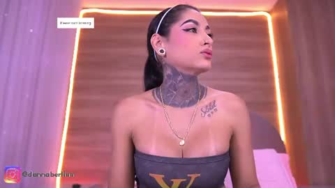 Danna Berlin  online show from July 17, 7:19 pm