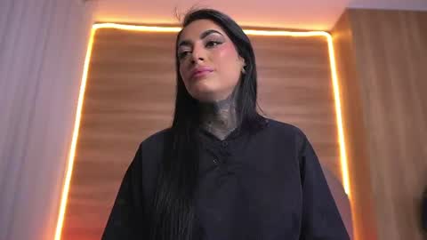 Danna Berlin  online show from July 25, 7:11 pm