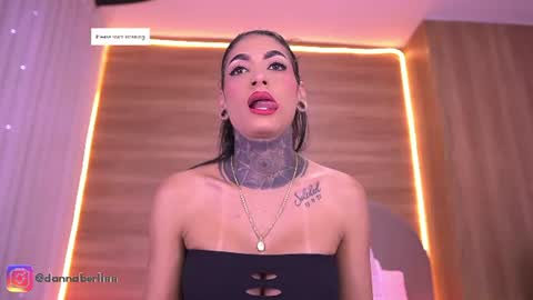 Danna Berlin  online show from August 3, 7:28 pm