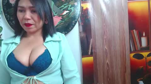 Snapshot of dannamomcerrat chatting on September 18, 11:40 pm dannamomcerrat online show from September 18, 11:40 pm