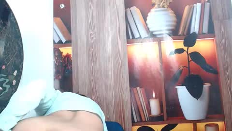 dannamomcerrat online show from October 18, 8:31 pm