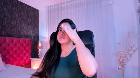 Danna online show from December 1, 4:29 pm