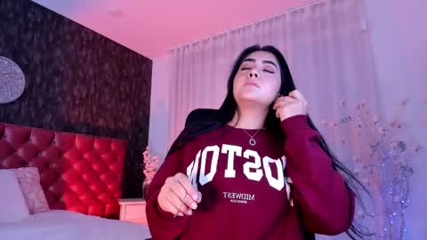 Danna online show from December 30, 1:25 pm