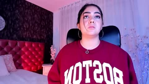 Danna online show from December 30, 4:29 pm