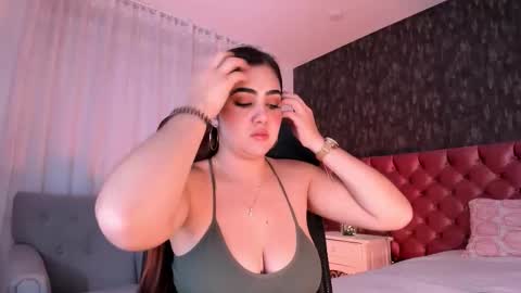 Danna online show from November 25, 3:12 pm