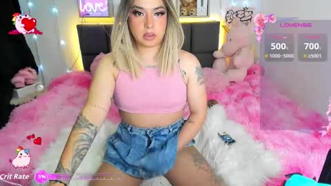 dannia_13 online show from December 4, 12:42 am