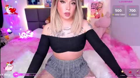 dannia_13 online show from June 21, 2:03 am