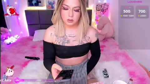 dannia_13 online show from June 23, 3:26 am