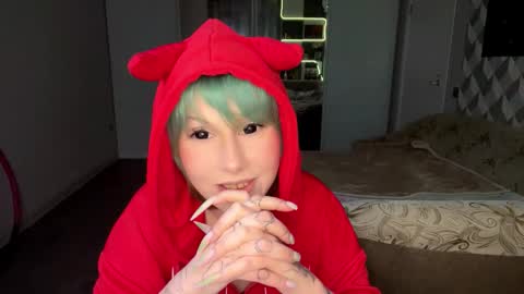 Luna Airi online show from March 5, 6:59 pm