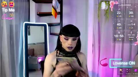 Snapshot of dannihotboy02 chatting on June 11, 9:57 pm danni online show from June 11, 9:57 pm
