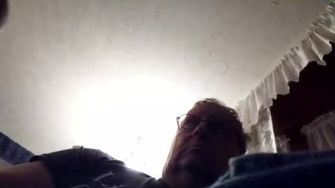 Snapshot of dannowisc chatting on March 14, 3:23 am dannowisc online show from March 14, 3:23 am