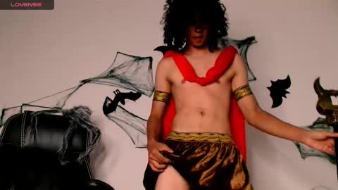 Snapshot of dannwinner chatting on November 1, 12:12 am Danny online show from November 1, 12:12 am