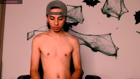 Snapshot of dannwinner chatting on November 8, 1:06 am Danny online show from November 8, 1:06 am