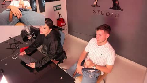 Snapshot of danny_and_lara chatting on September 19, 7:03 pm danny_and_lara online show from September 19, 7:03 pm