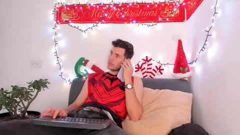 Snapshot of danny_and_lara chatting on November 21, 12:59 pm danny_and_lara online show from November 21, 12:59 pm