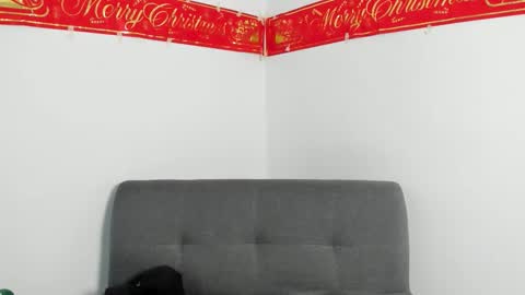 Snapshot of danny_and_lara chatting on December 5, 2:03 pm danny_and_lara online show from December 5, 2:03 pm