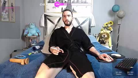 Snapshot of danny_hot_fun chatting on December 19, 4:30 am Danny and Alex online show from December 19, 4:30 am