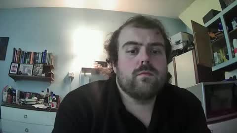 Snapshot of dannyb0y95 chatting on November 3, 8:32 pm Danny online show from November 3, 8:32 pm